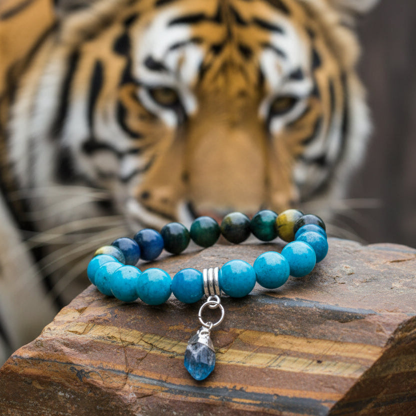 Blue Green Tigers Eye & Apatite bracelet for clarity and harmony